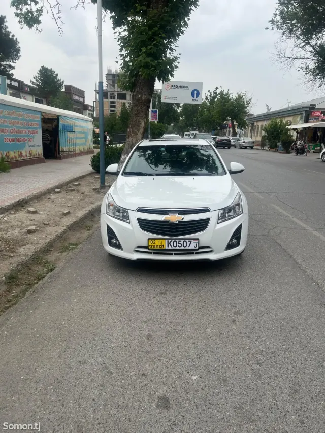 Chevrolet Cruze 2014 · 1.4 AT