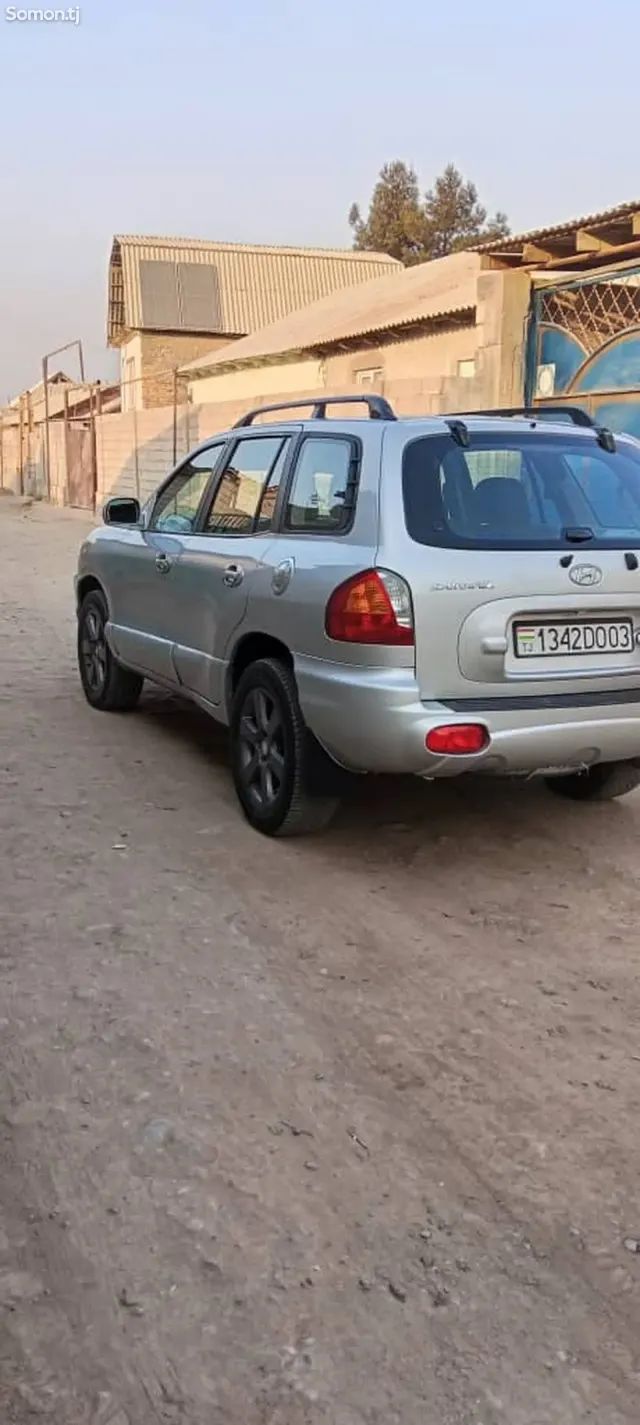 Hyundai Santa Fe 2001 · 2.0 MT