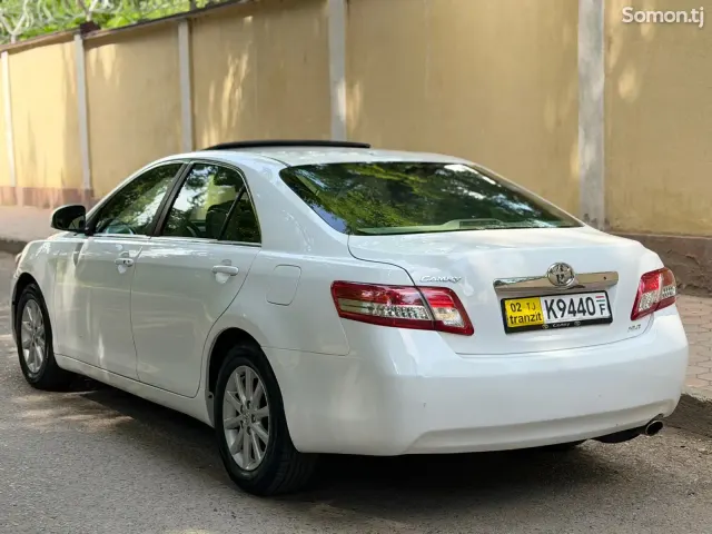 Toyota Camry 2010 · 2.5 AT