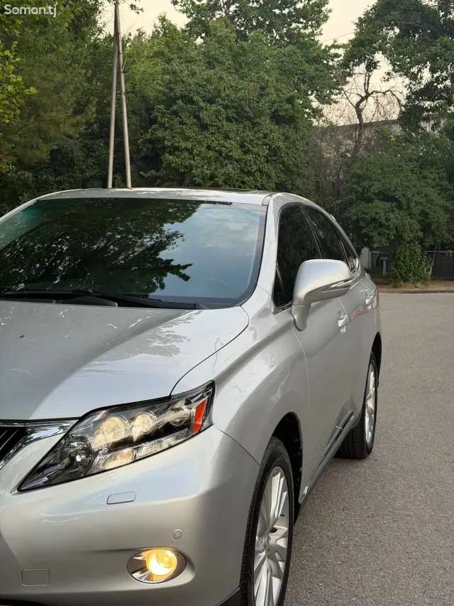 Lexus RX series 2011 · 4.5 AT