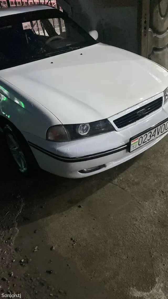 Daewoo Nexia 1994 · 1.6 MT