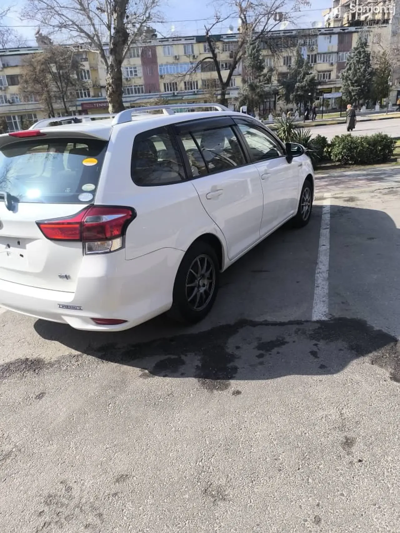 Toyota Fielder 2015 · 1.5 AT