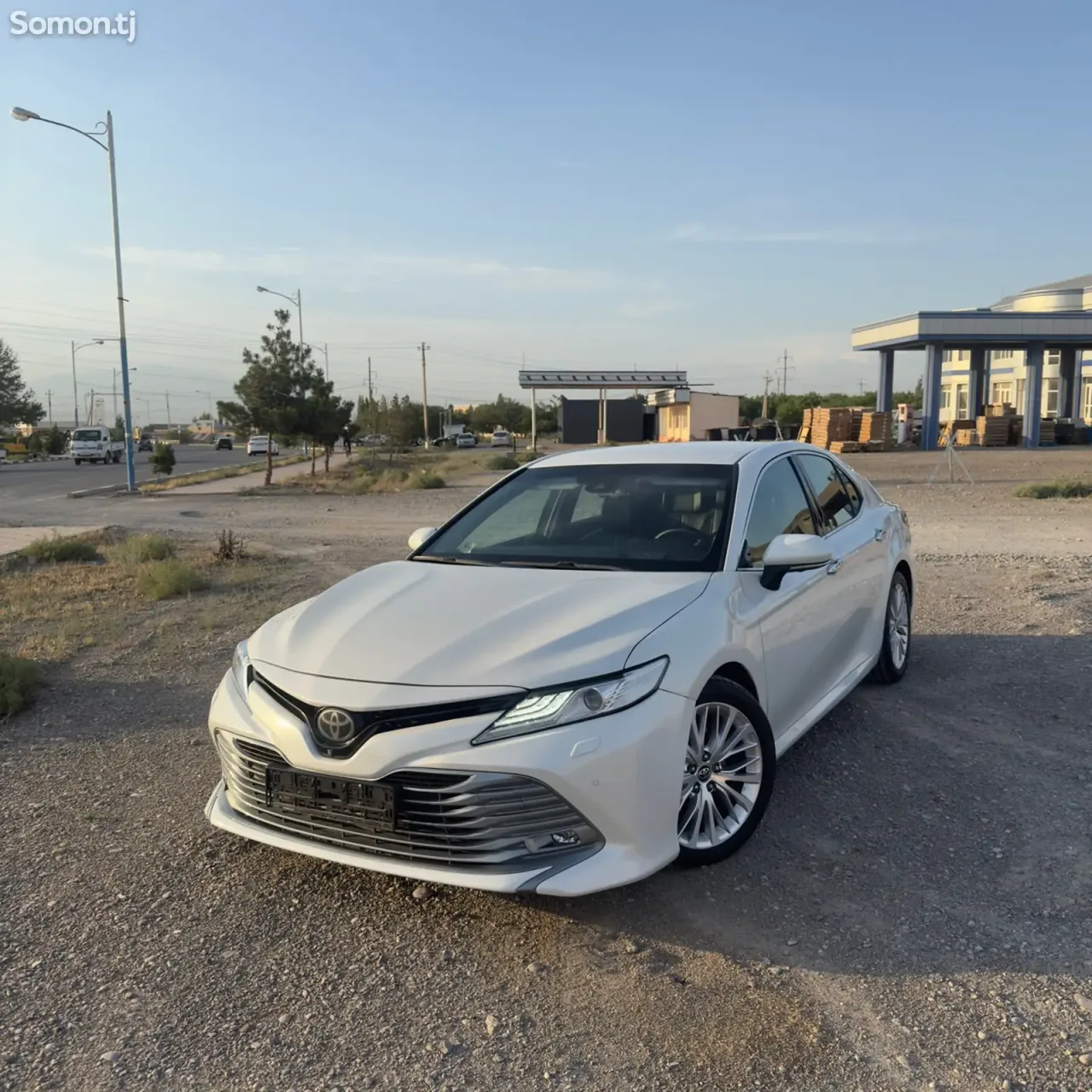 Toyota Camry 2019 · 3.5 AT