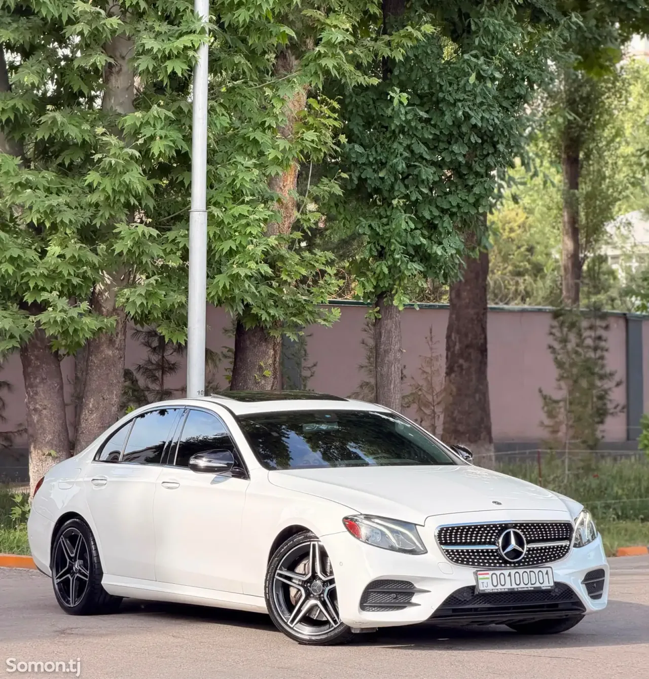 Mercedes-Benz E class 2018 · 3.0 AT