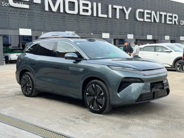 BYD Tang 2025 · 1.5 AMT