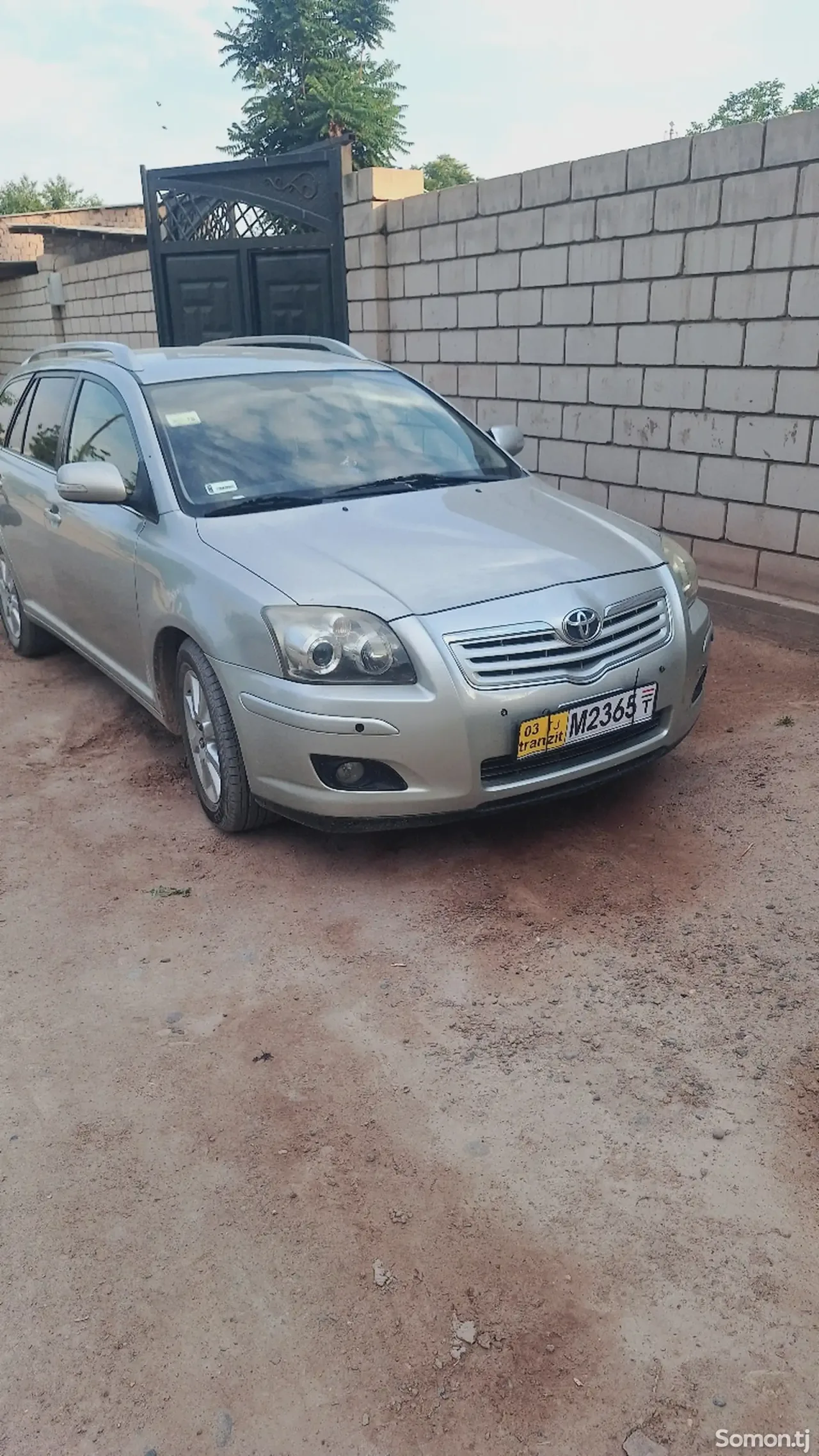 Toyota Avensis 2006 · 2.0 MT