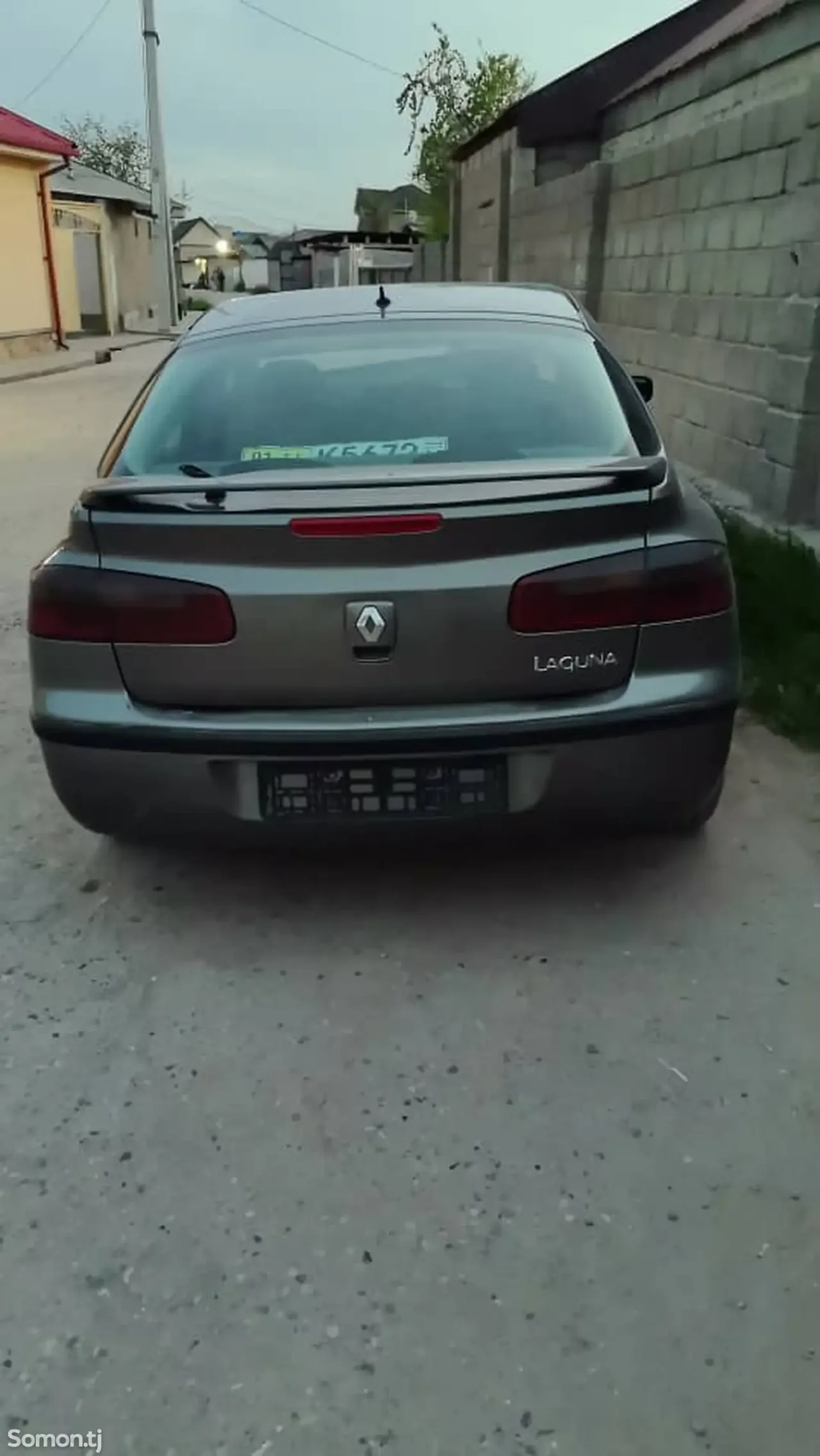 Renault 16 2001 · 1.6 MT