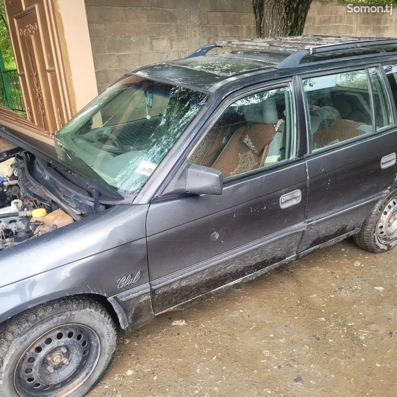 Opel Astra F 1992 · 1.6 MT