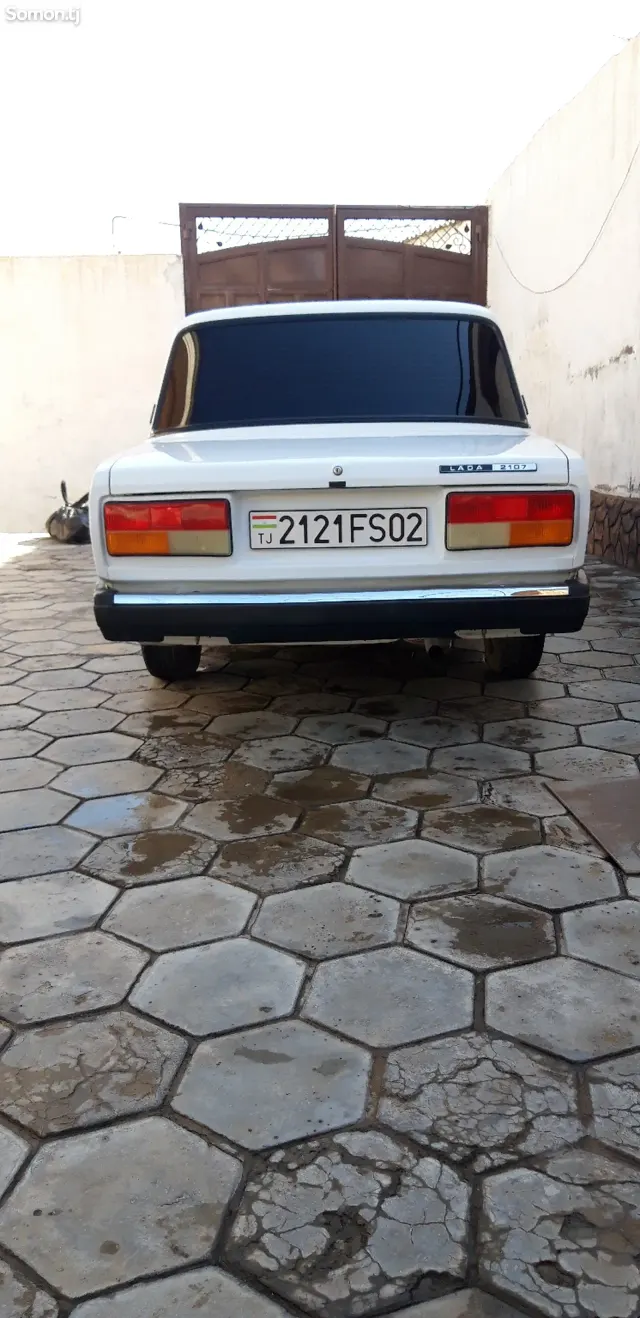 Lada (ВАЗ) 2107 2007 · 1.7 MT