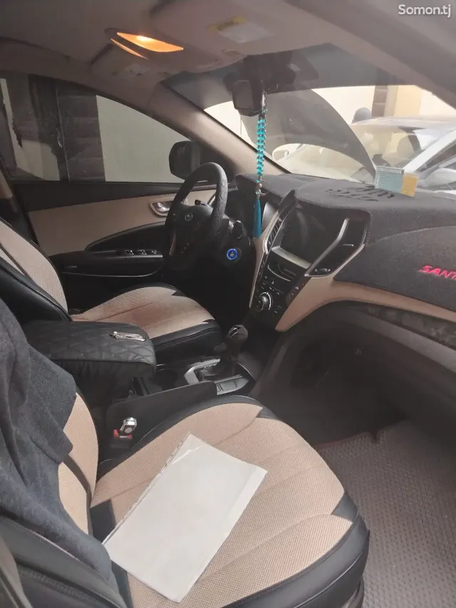 Hyundai Santa Fe 2017 · 2.4 AT