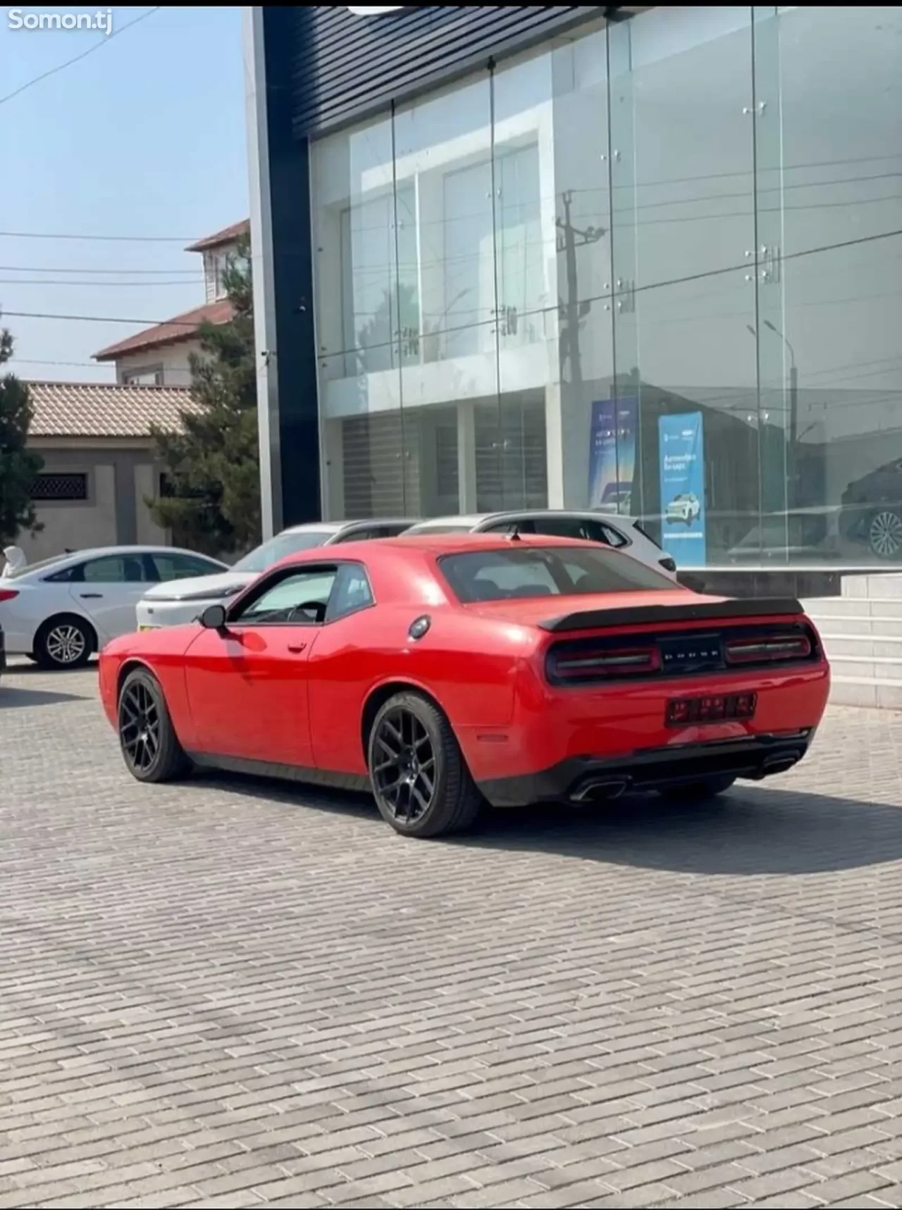 Dodge Challenger 2017 · 5.7 AT