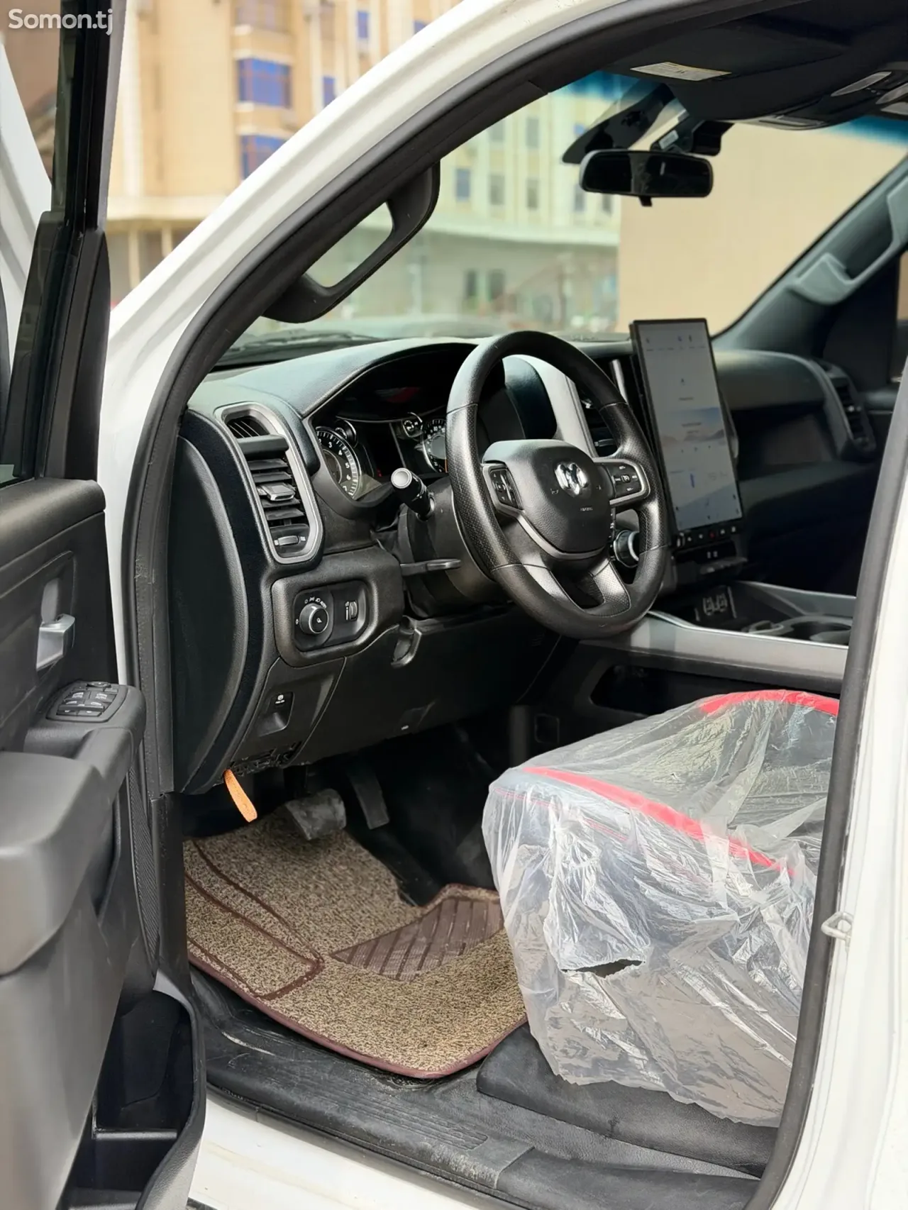 Dodge RAM 2023 · 3.6 AT