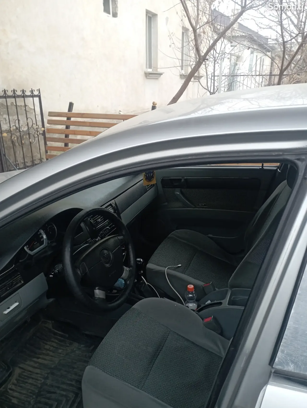 Chevrolet Lacetti 2006 · 1.6 MT