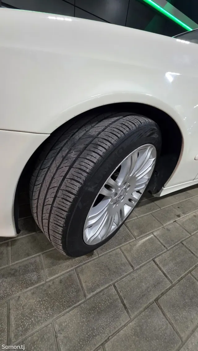 Mercedes-Benz E class 2007 · 3.5 AT