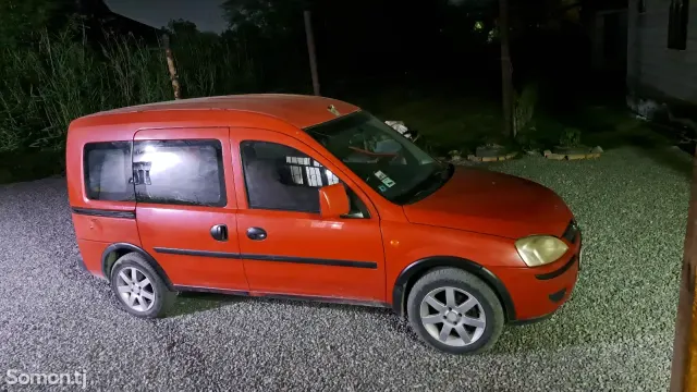 Opel Combo 2006 · 1.6 MT