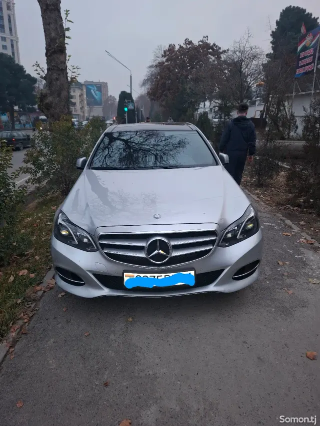 Mercedes-Benz E class 2014 · 2.5 AT
