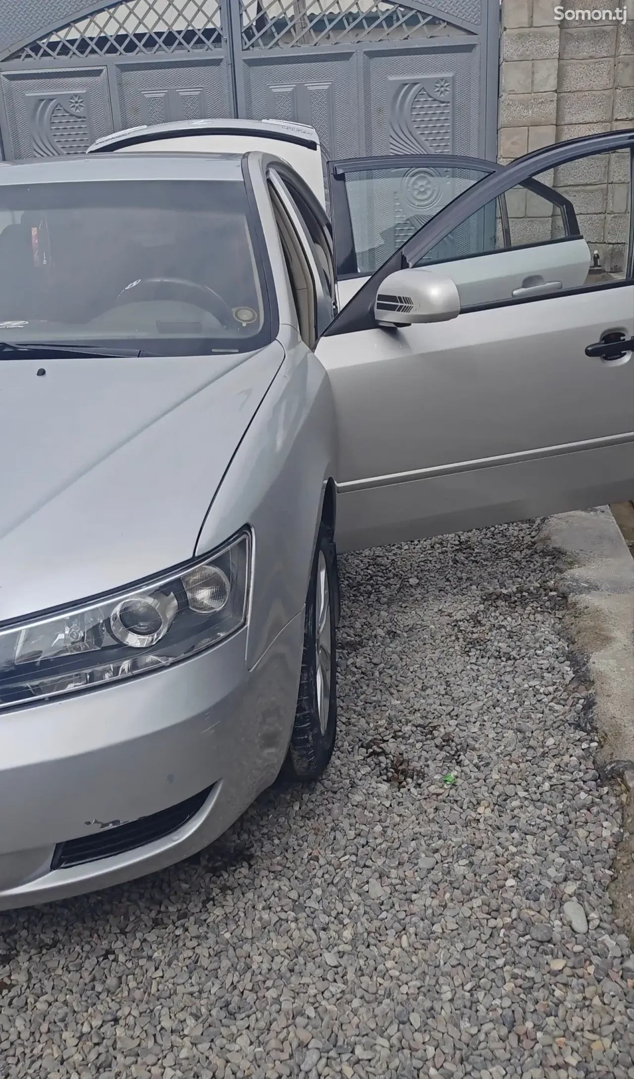 Hyundai Sonata 2007 · 2.4 AT