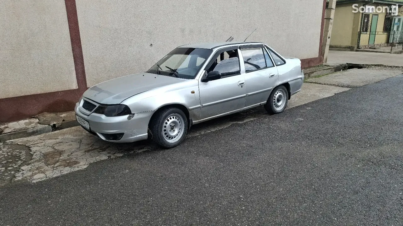 Daewoo Nexia 2003 · 1.5 MT
