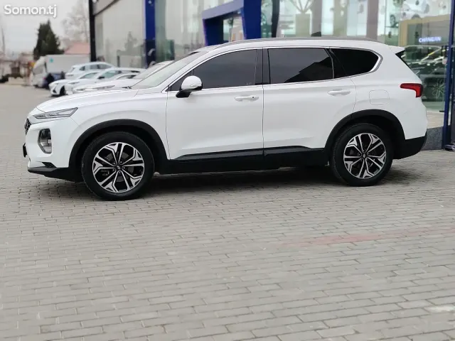 Hyundai Santa Fe 2019 · 2.0 AT
