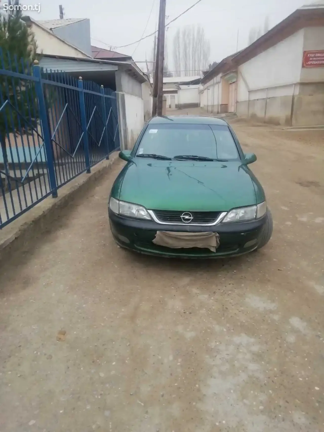 Opel Vectra B 1996 · 1.8 MT