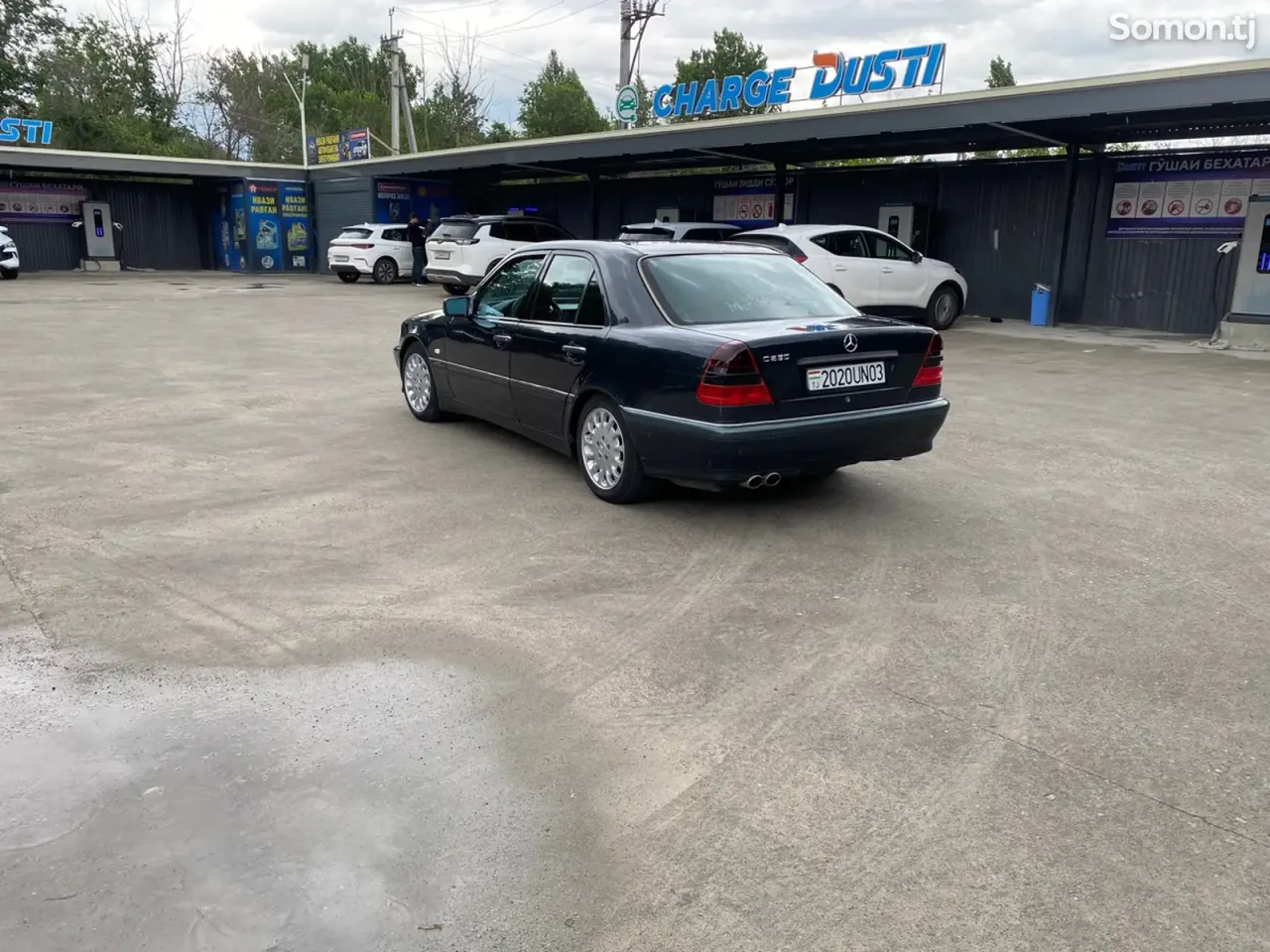 Mercedes-Benz C class 1999 · 2.4 MT