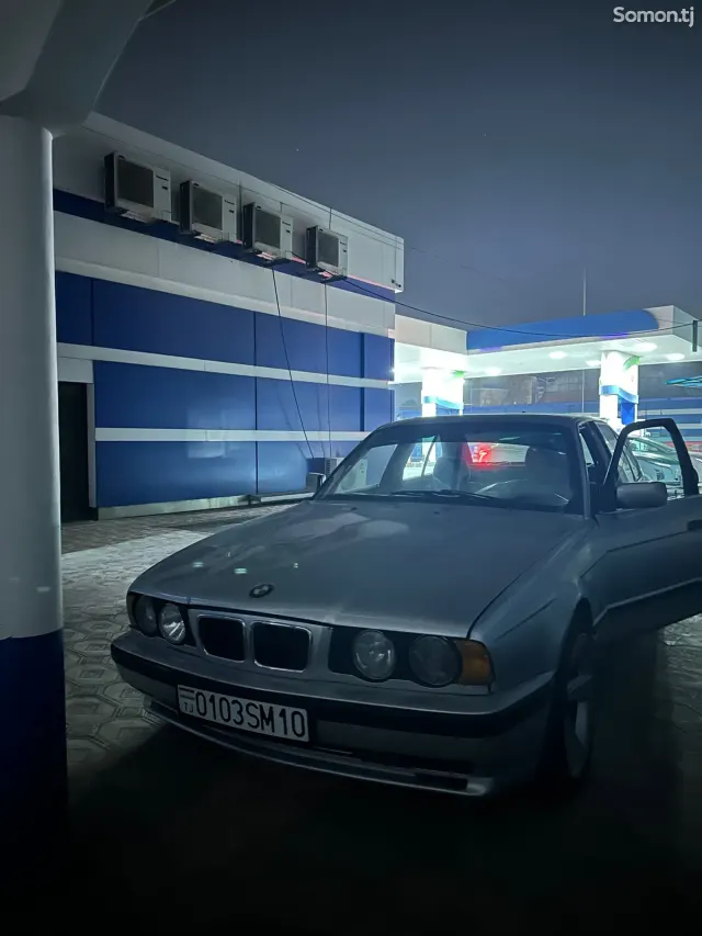 BMW 5 series 1995 · 5.0 MT
