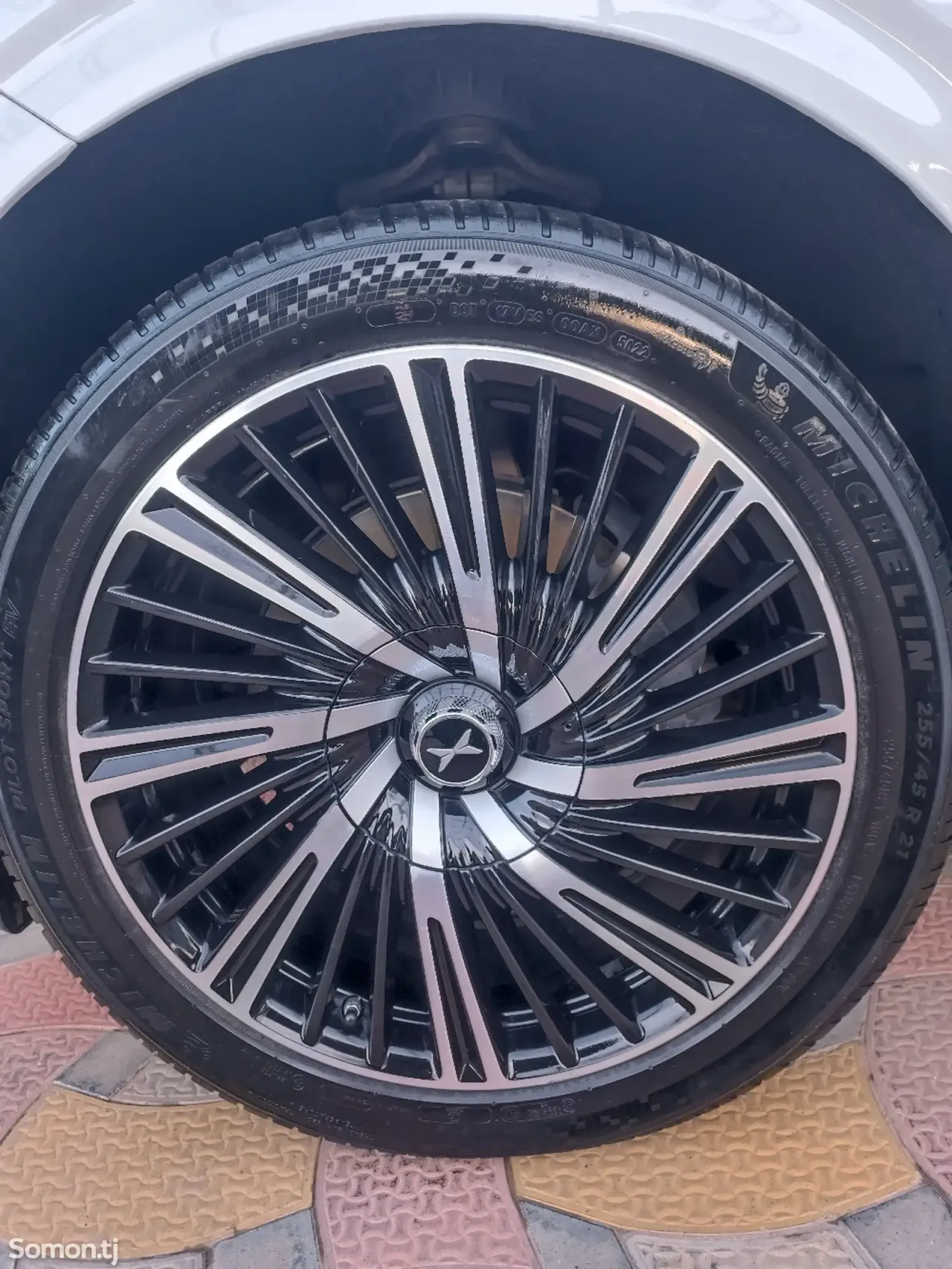 Xpeng G9 2023 · AT