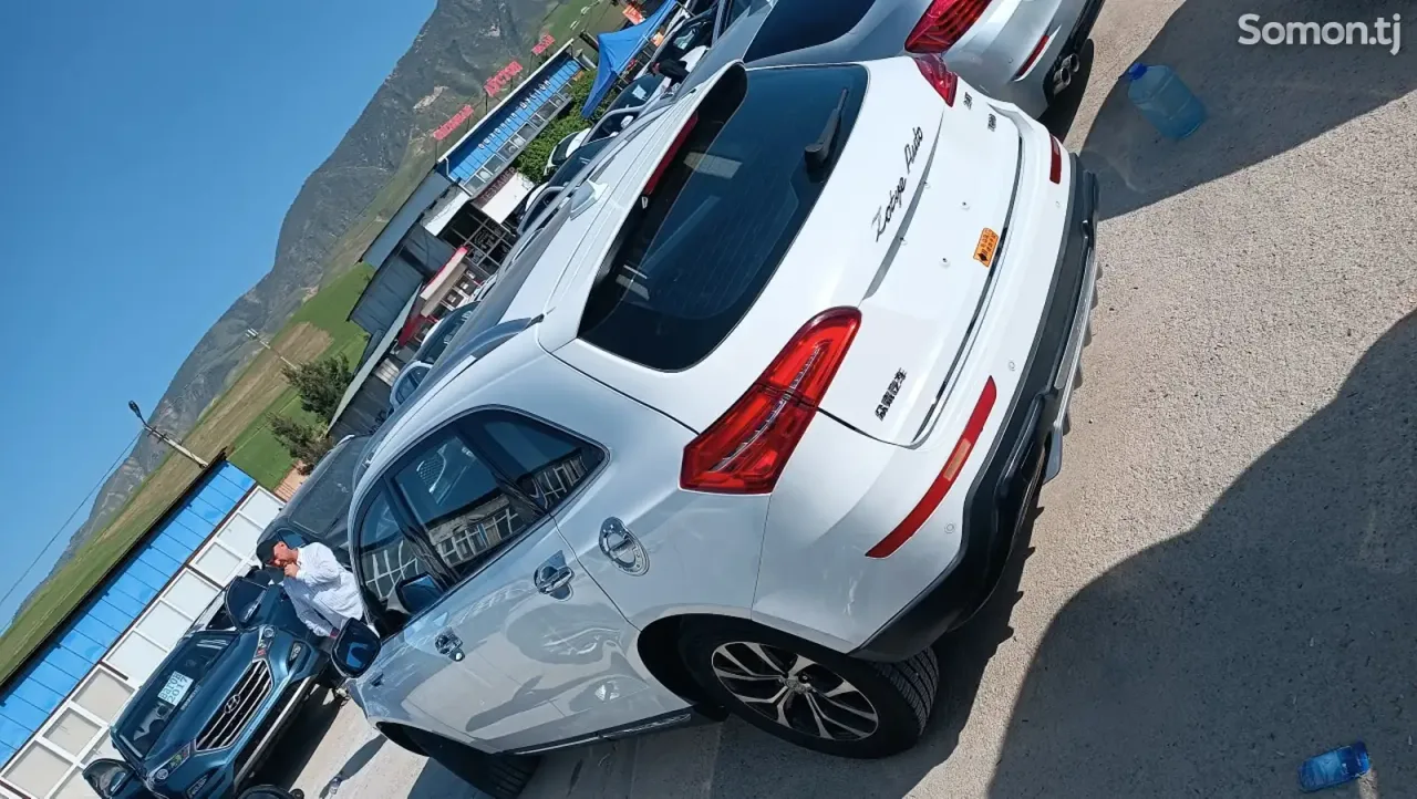 Zotye T600 2016 · 0.8 AT