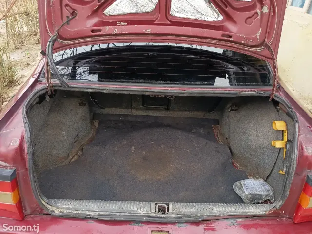 Opel Vectra A 1994 · MT