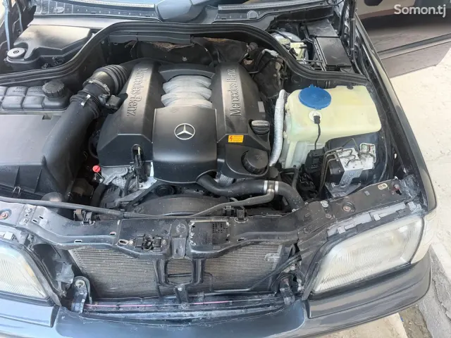 Mercedes-Benz C class 1999 · 2.4 AT