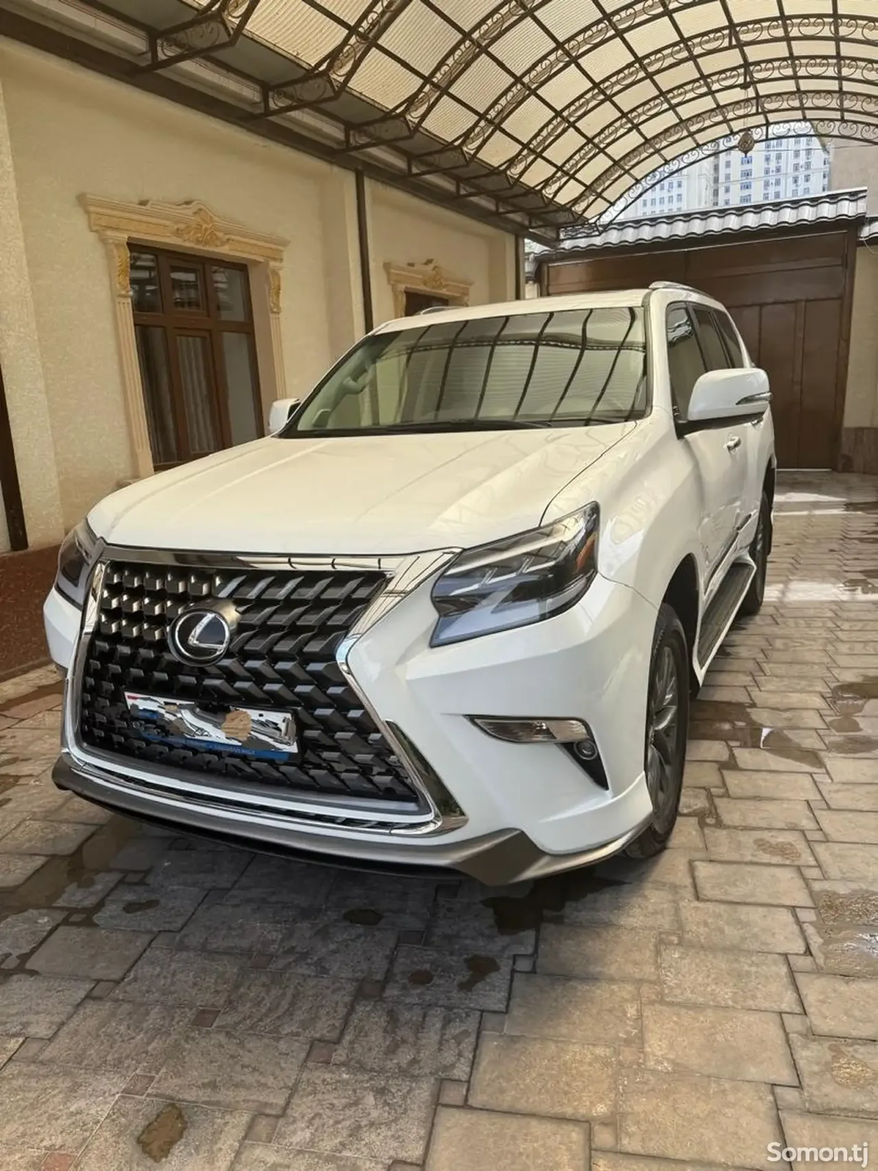 Lexus GX series 2018 · 4.6 AT