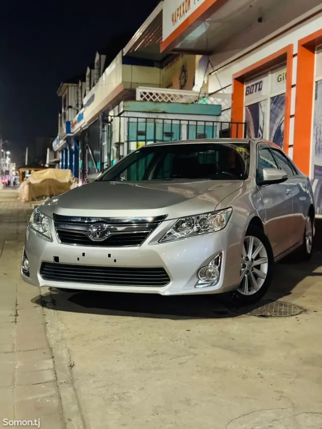 Toyota Camry 2014 · 2.5 AT