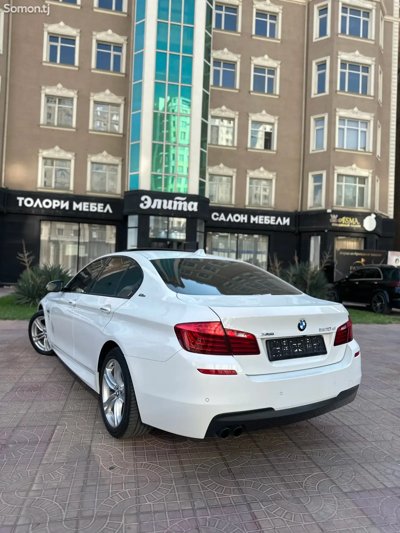 BMW 5 series 2016 · 2.0 AT
