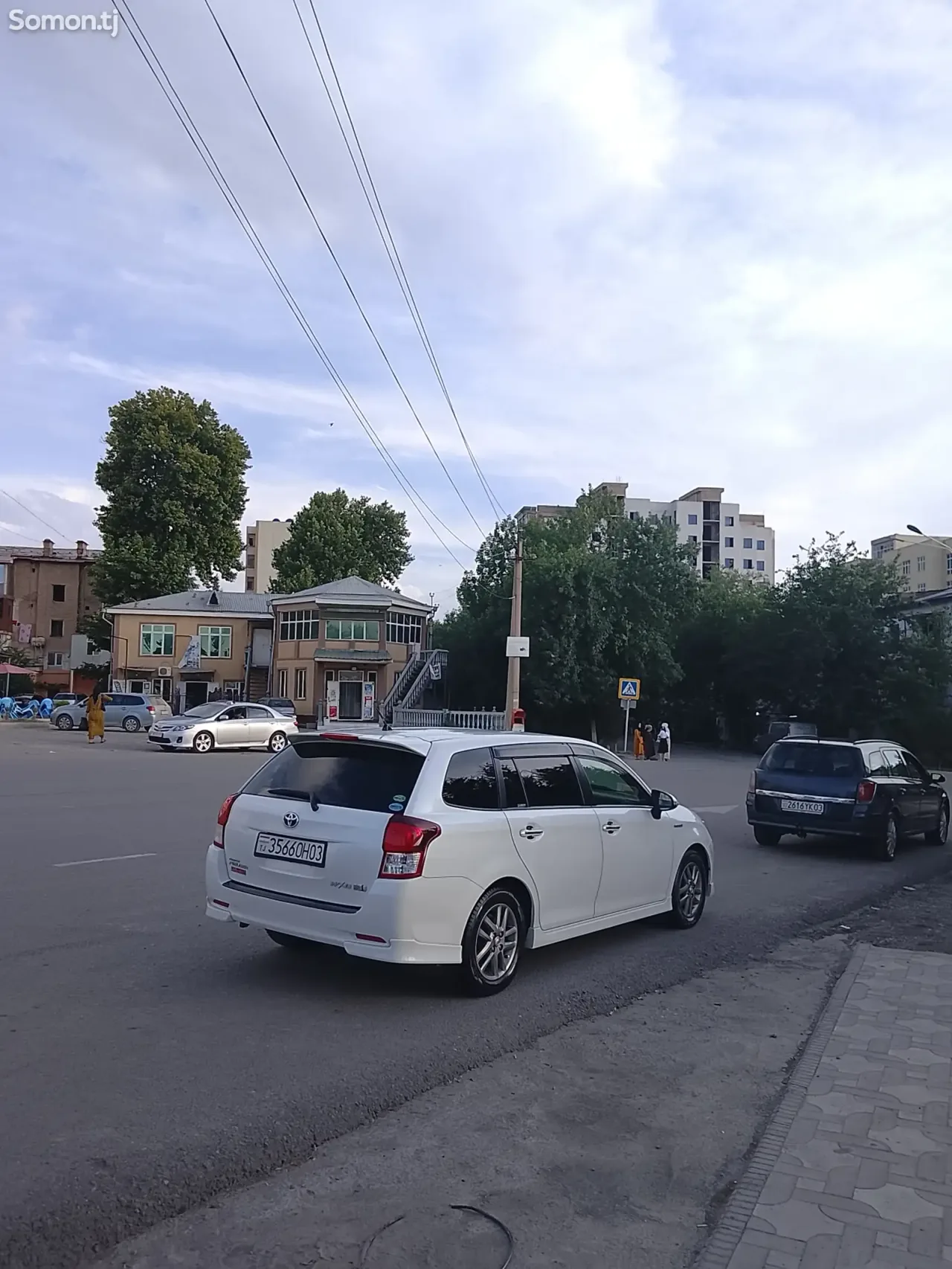 Toyota Fielder 2014 · 1.5 AT