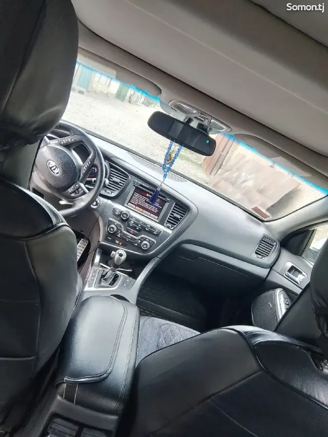 Kia K5 2013 · 2.4 AT
