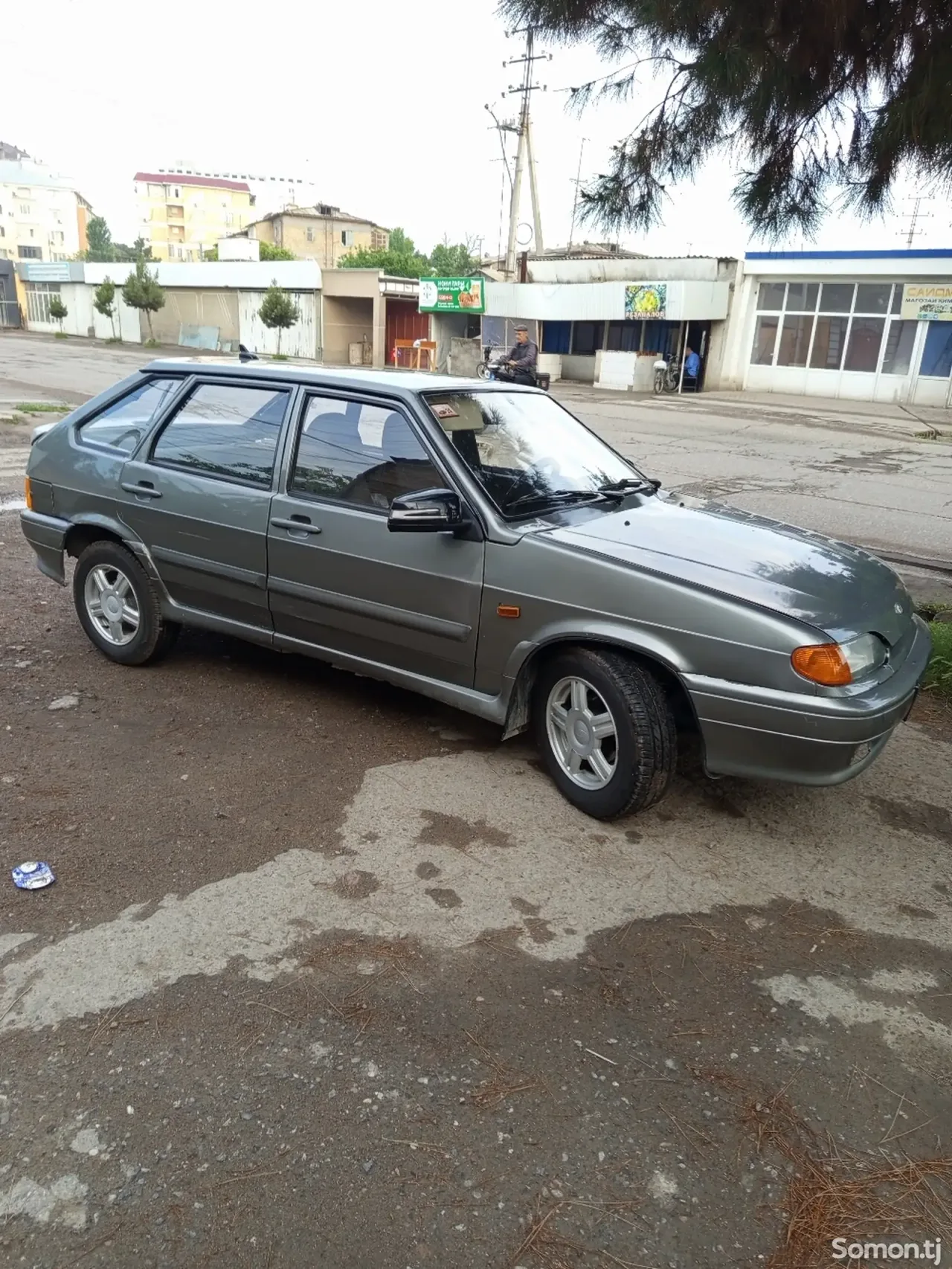 Lada (ВАЗ) 2114 2010 · 0.6 MT