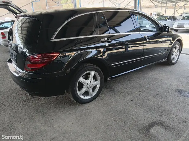 Mercedes-Benz R class 2008 · 3.2 AT
