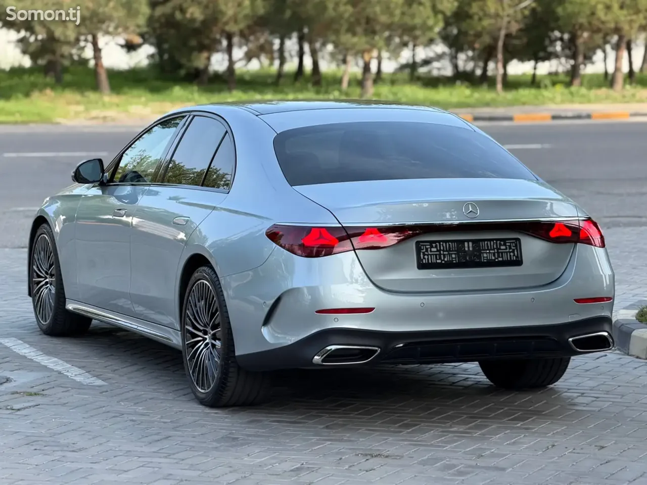 Mercedes-Benz E class 2025 · 2.0 AT