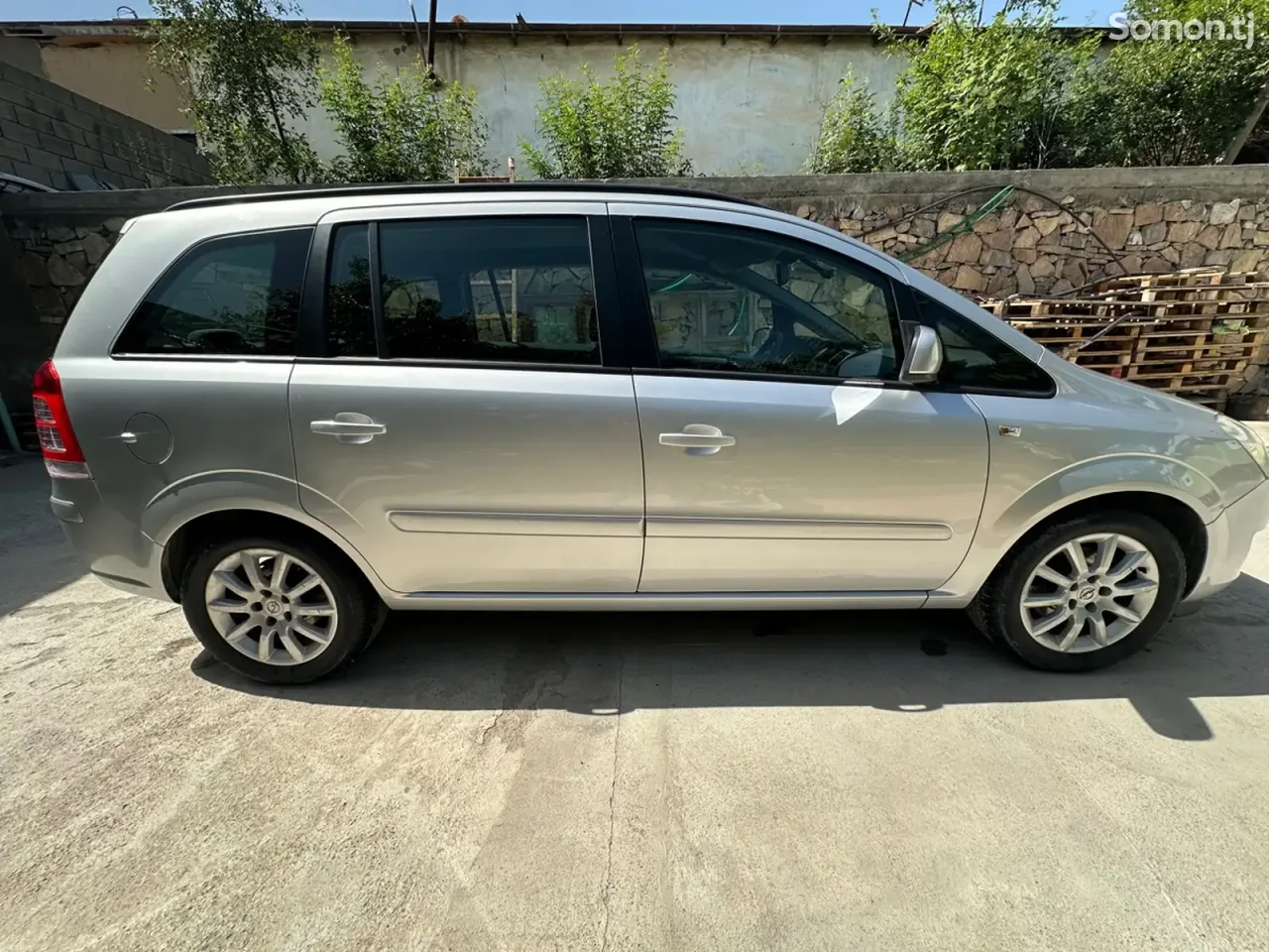 Opel Zafira 2014 · 1.8 MT