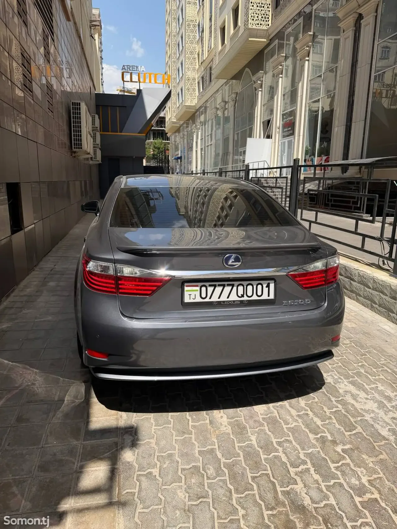 Lexus ES series 2014 · 3.0 AT