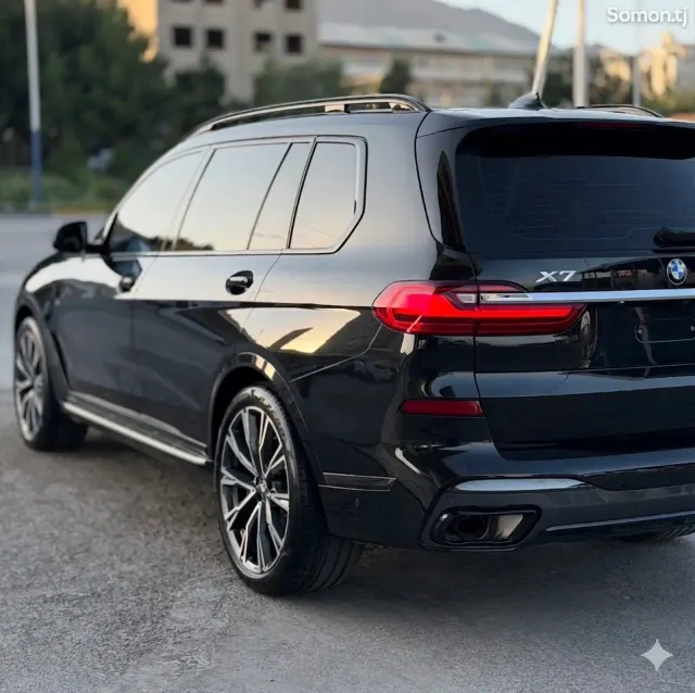 BMW X7 2020 · 3.0 AT