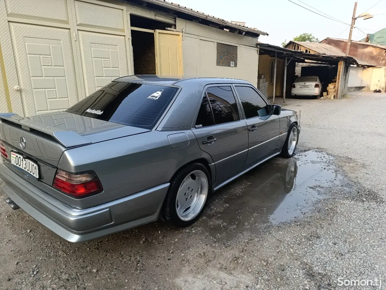 Mercedes-Benz W124 1992 · 5.5 AT