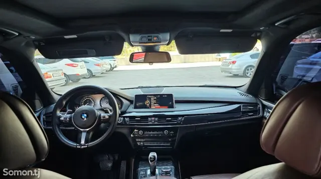 BMW X5 M 2015 · 5.0 AT