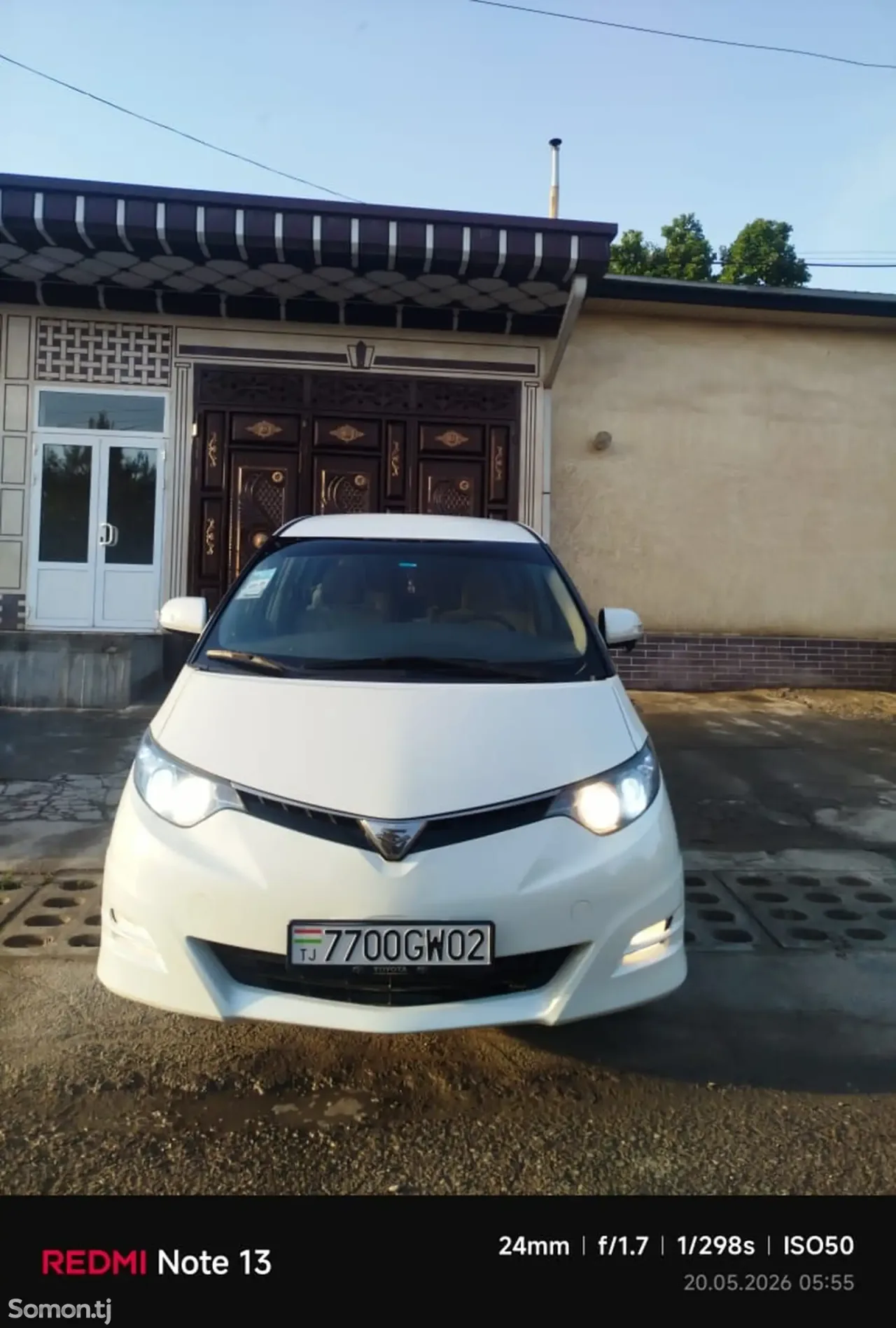 Toyota Estima 2008 · 2.4 AT