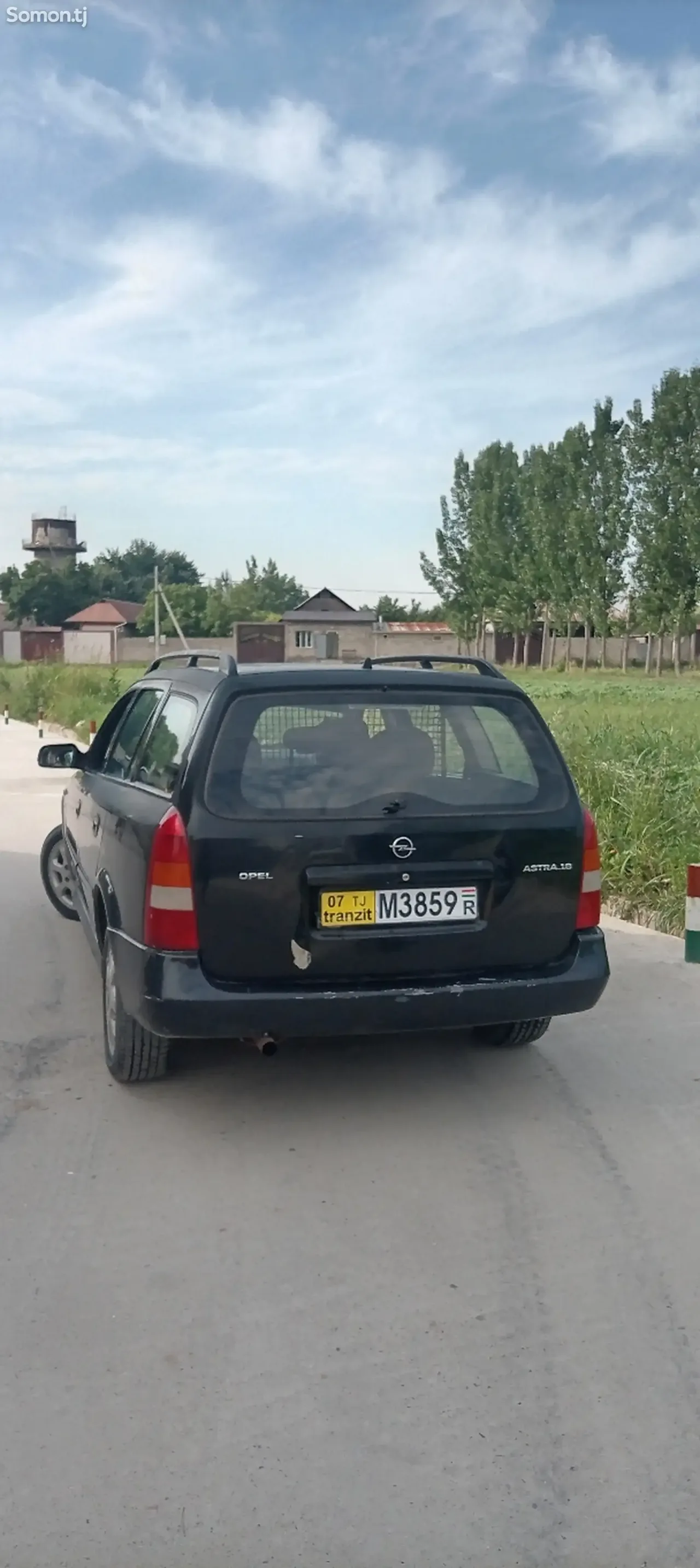 Opel Astra G 1999 · 1.6 MT