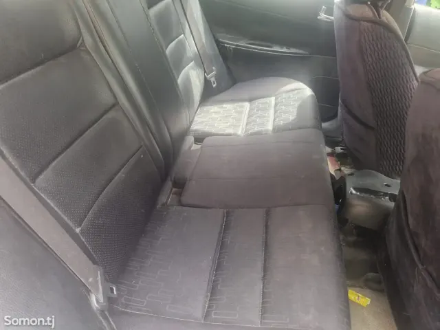 Mazda 6 2004 · 2.3 AT