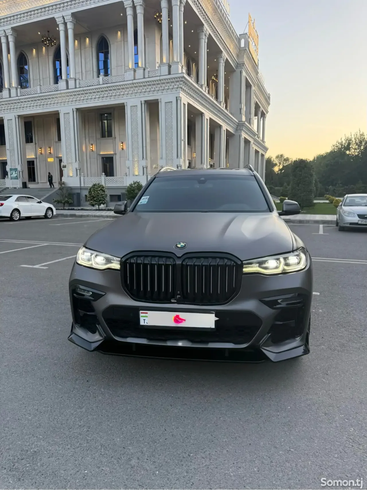 BMW X7 2020 · 4.0 AT