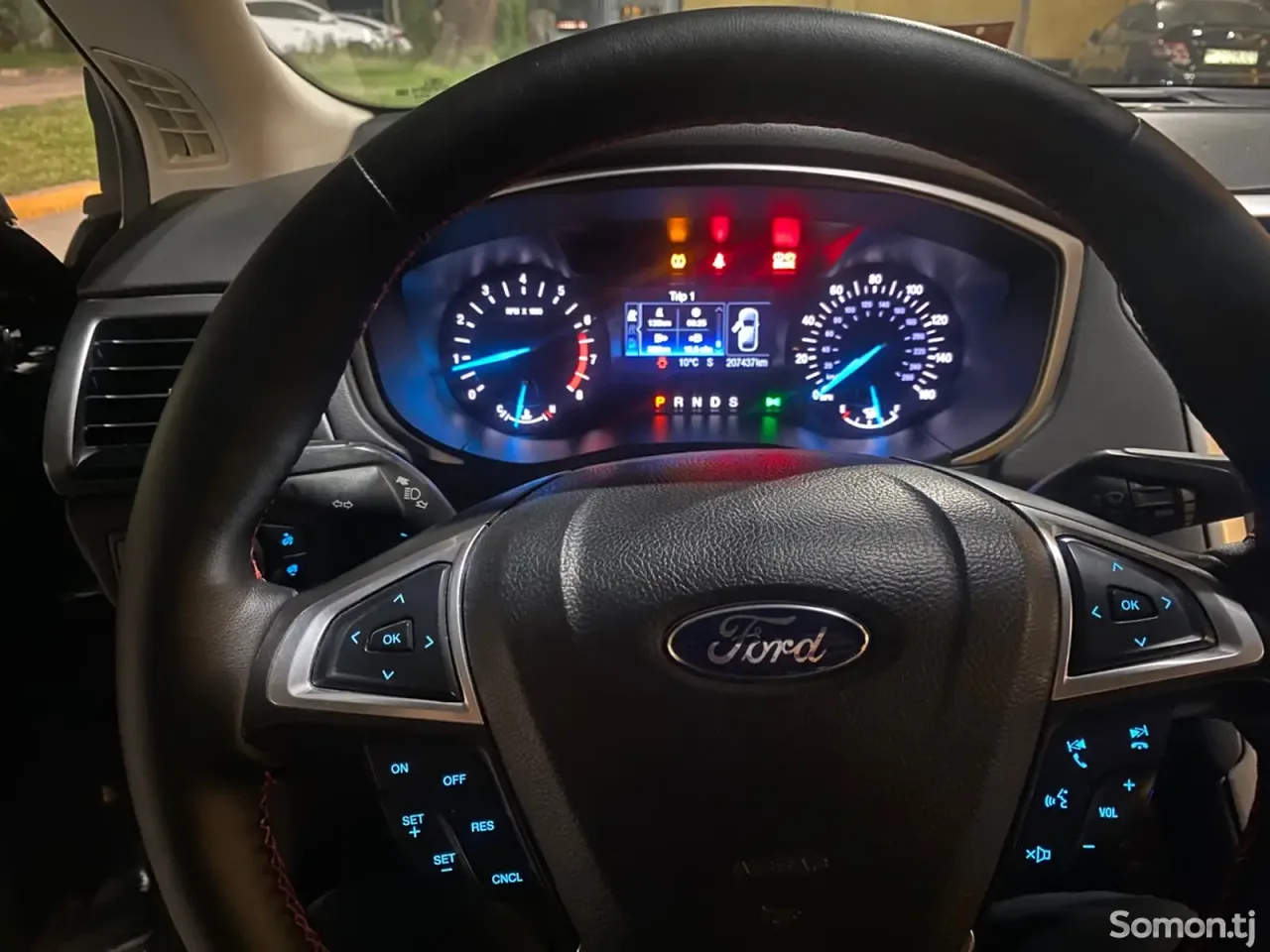 Ford Fusion 2015 · 2.0 AT