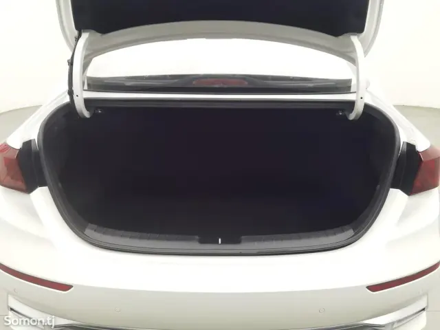 Kia K3 2019 · 1.5 AT