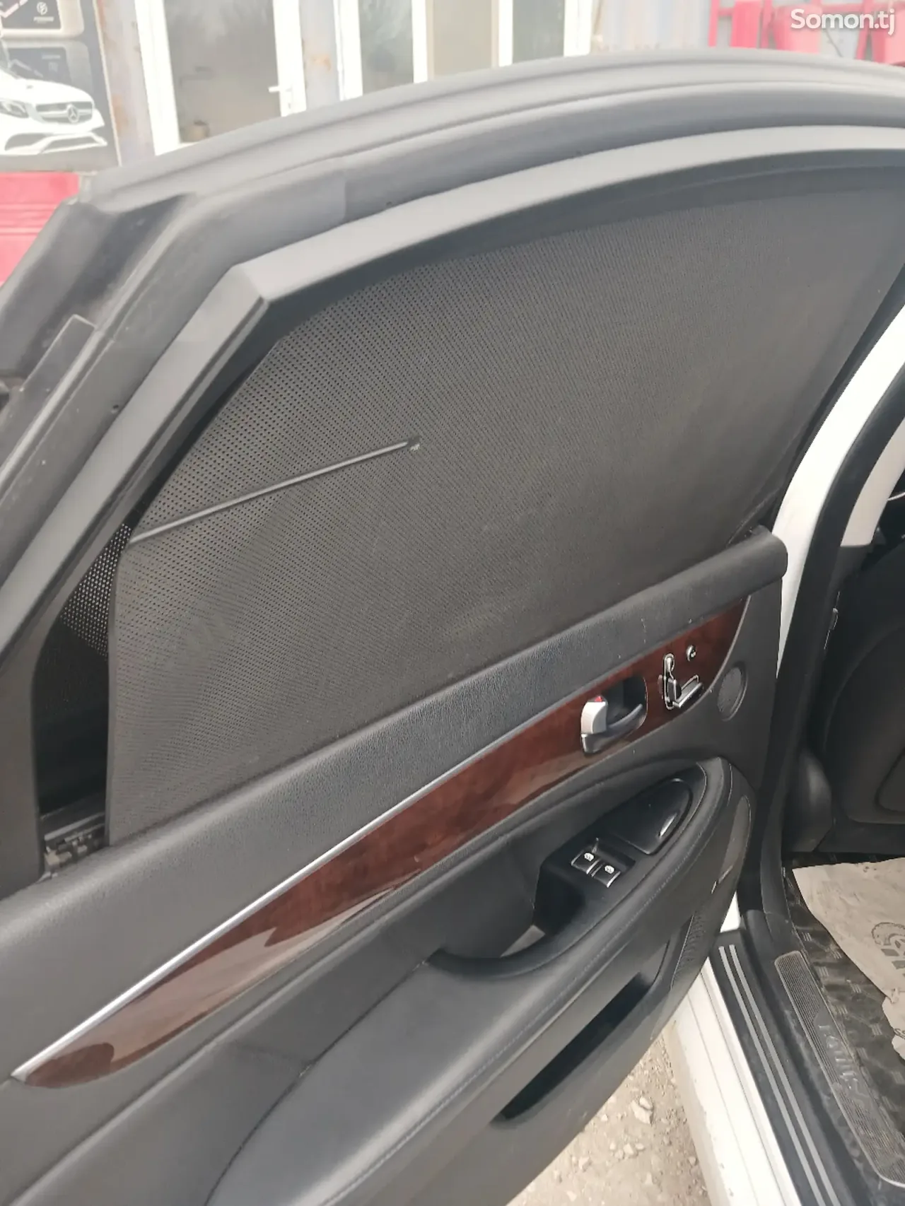 Hyundai Equus 2013 · 3.8 AT